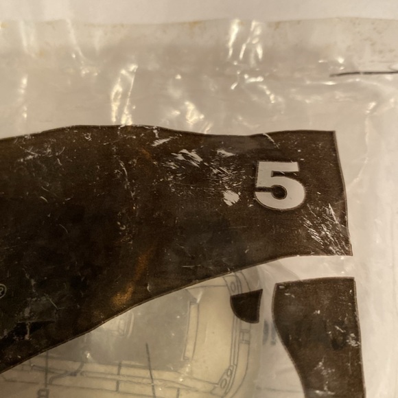 Hot Wheels Happy Meal Toy - Picture 3 of 6